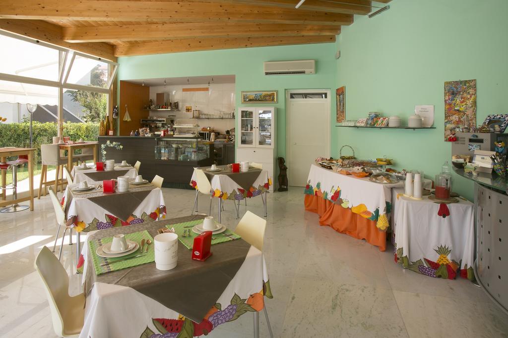 Hotel Vila Bahia Нумана Экстерьер фото